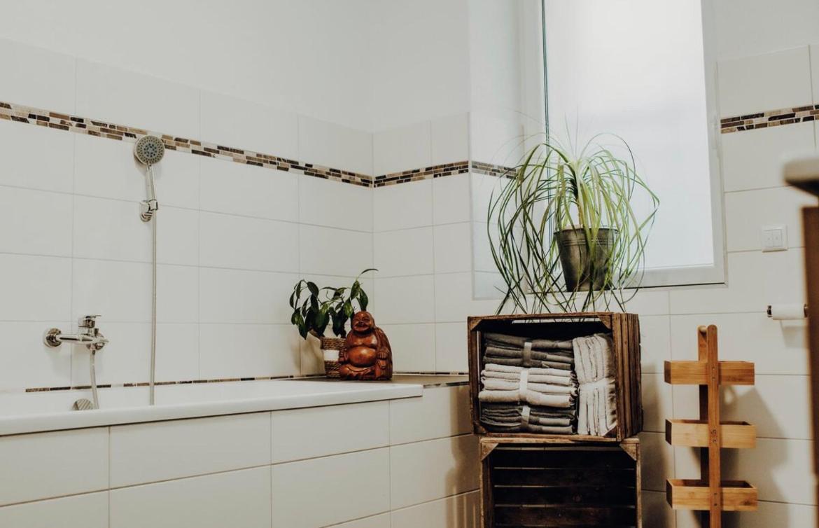 Mayen, Baeckerstr, Privatzimmer Nr1, Innenstadt, Naehe Nuerburgring & Burg Eltz, Gemeinschaftsbad Eksteriør bilde